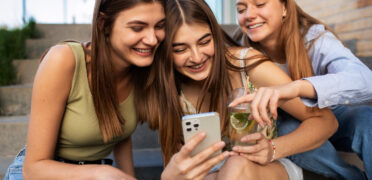 Yalnızlığa Son: Seslimoda ile Hayatınıza Renk K...